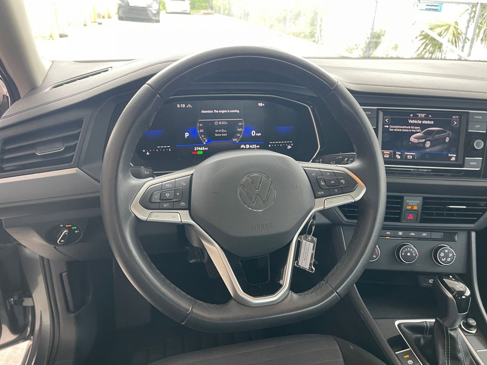 Thumbnail: 2024 Volkswagen Jetta - 28