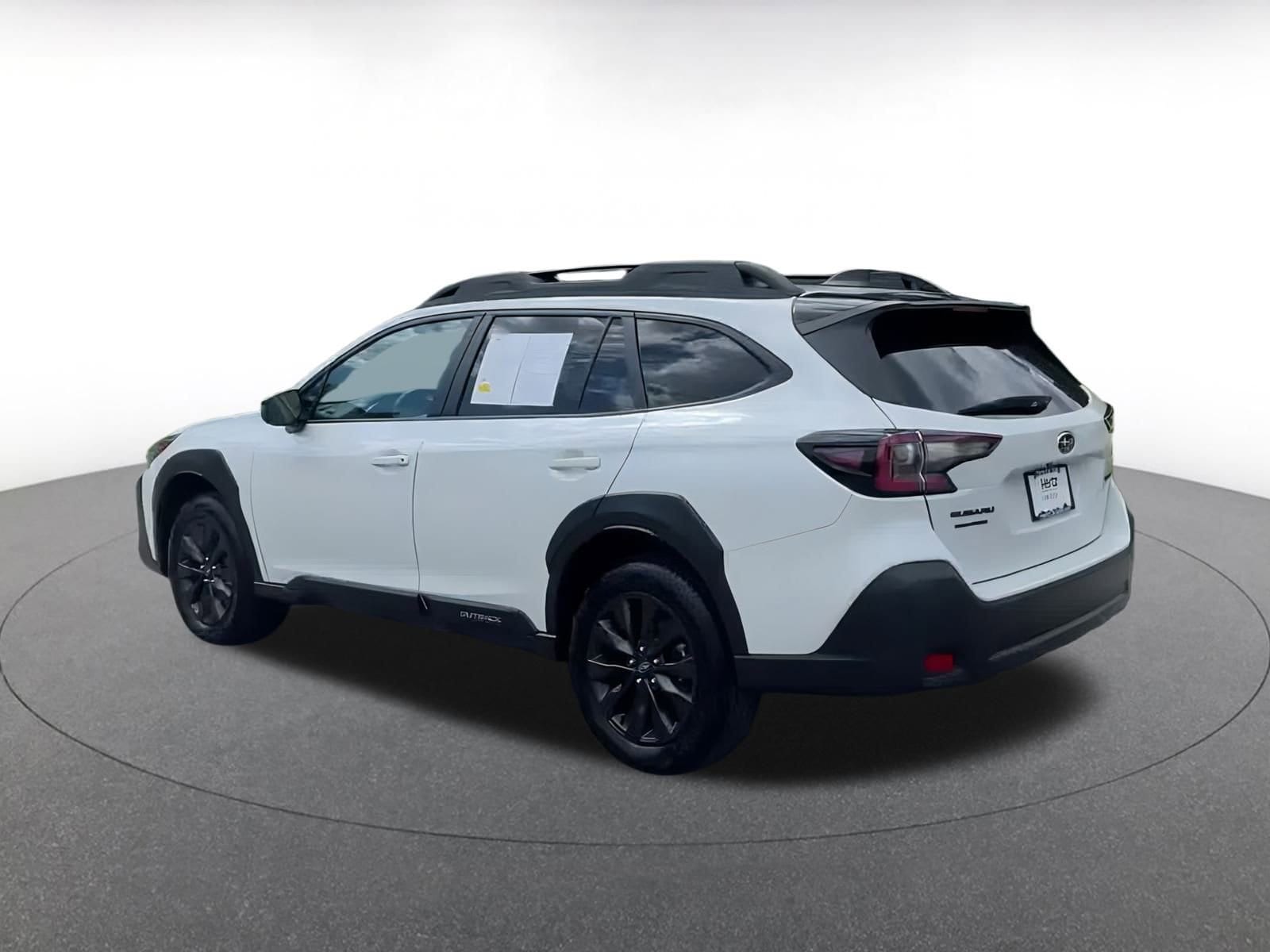 Thumbnail: 2024 Subaru Outback - 10