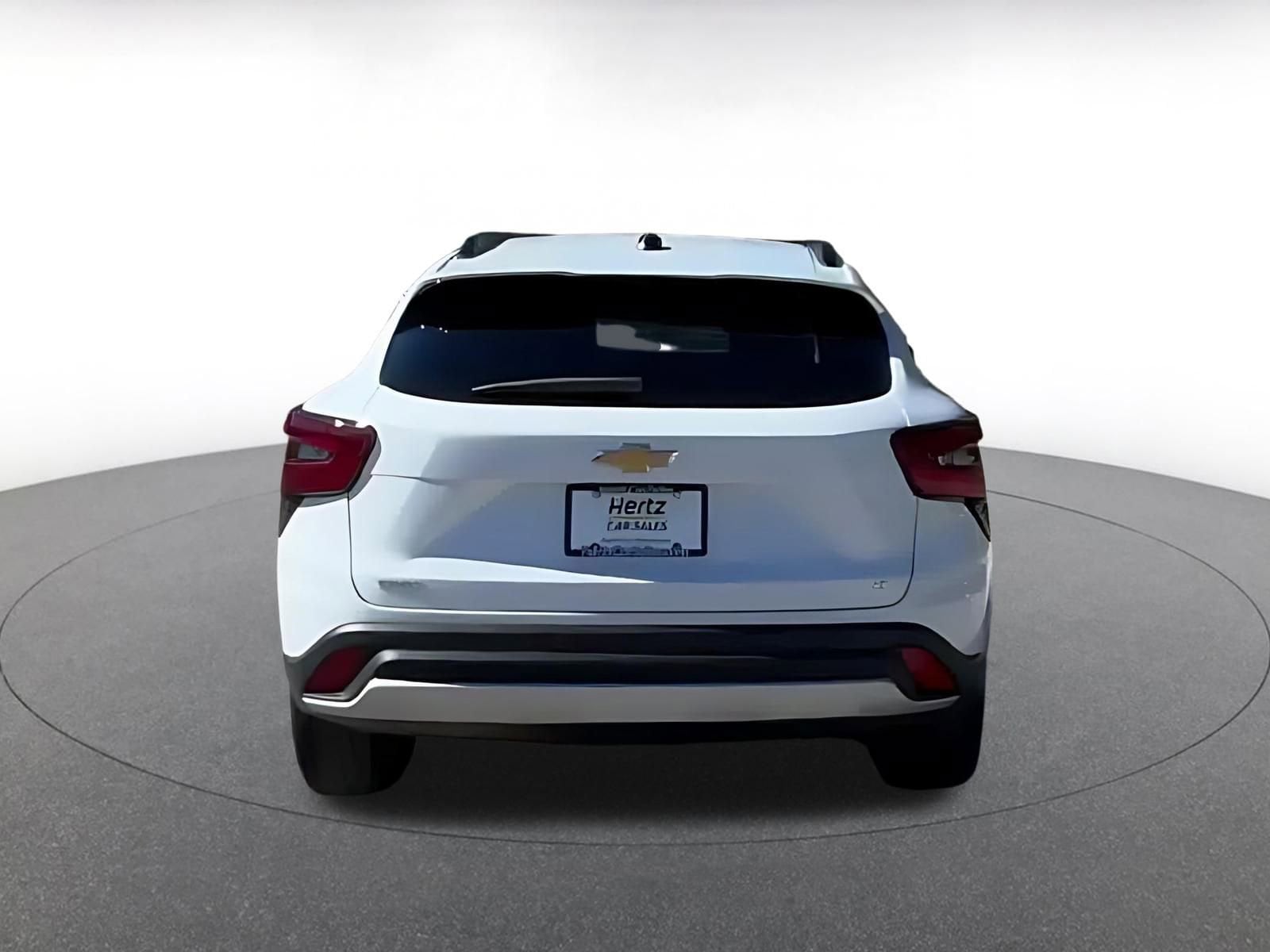 Thumbnail: 2025 Chevrolet Trax - 12