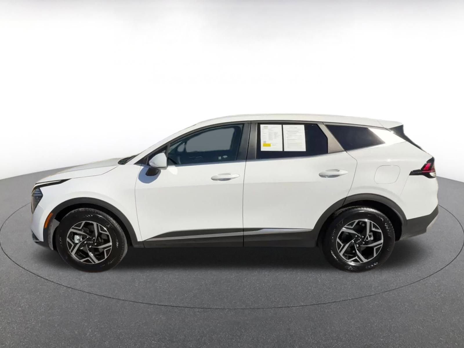 Thumbnail: 2025 Kia Sportage - 9