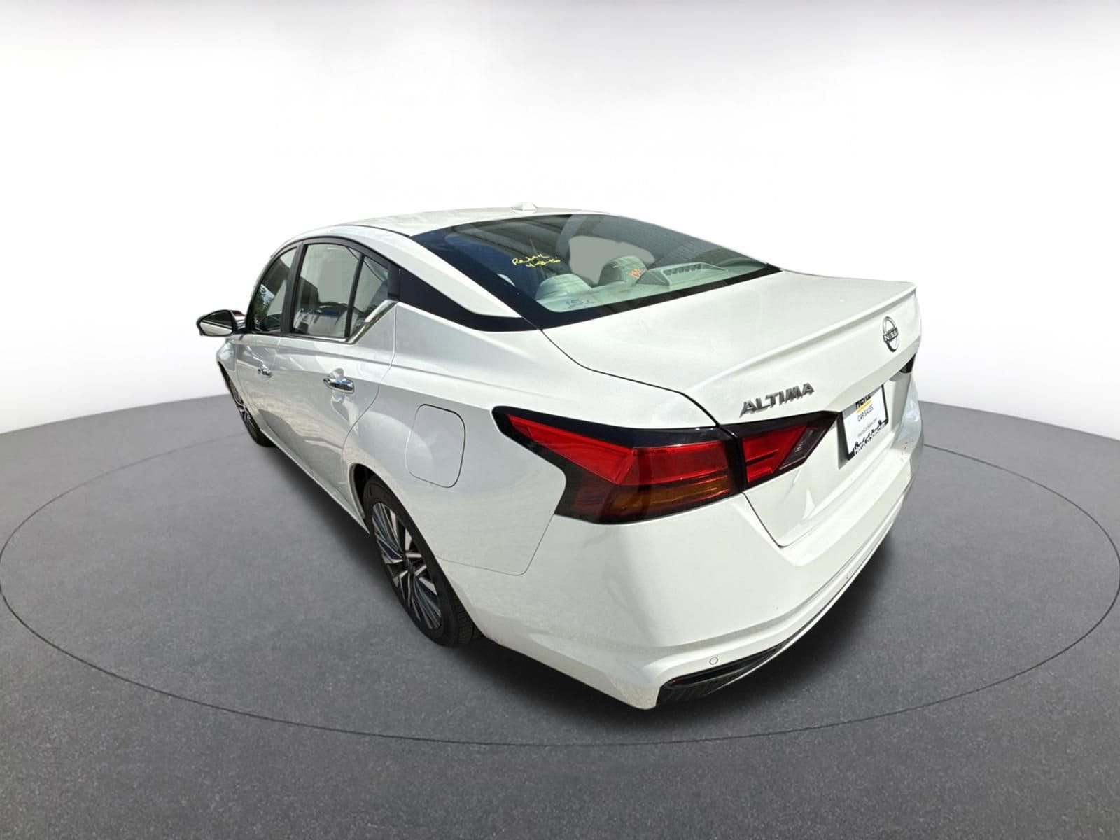 Thumbnail: 2025 Nissan Altima - 5