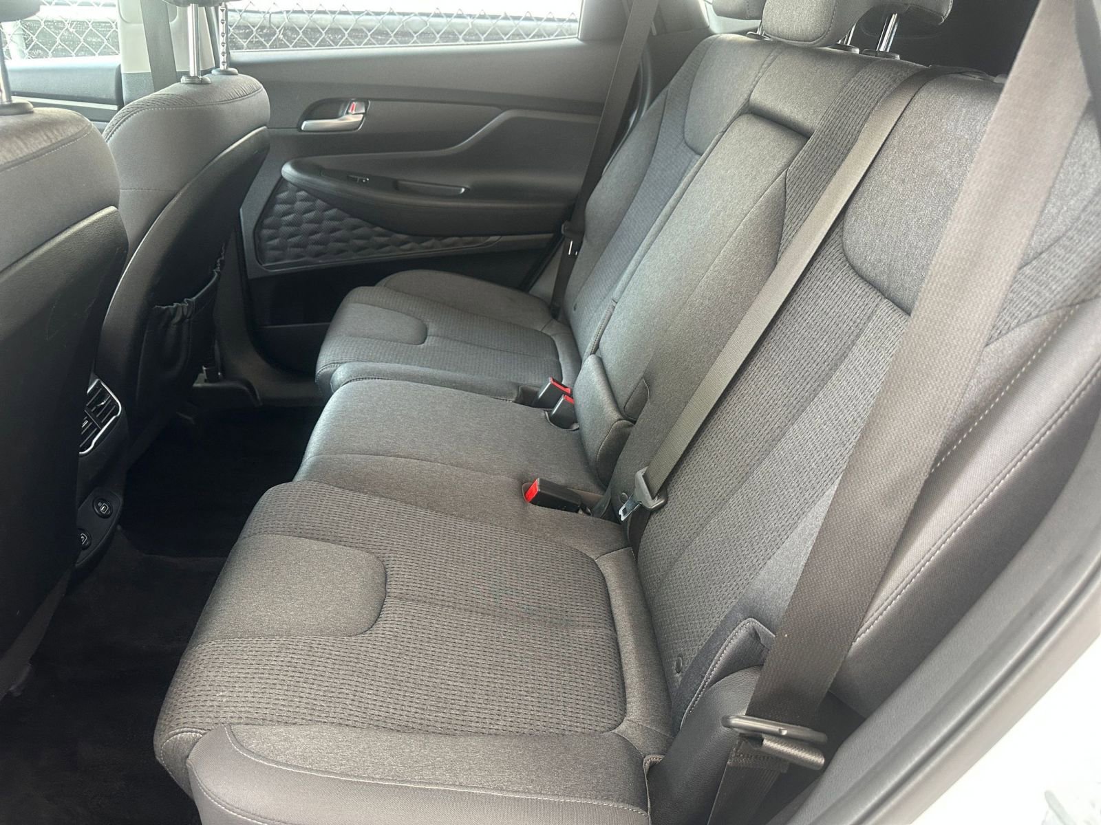 Thumbnail: 2023 Hyundai Santa Fe - 25