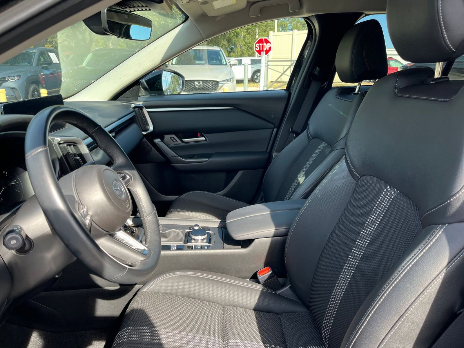 Thumbnail: 2025 Mazda CX-50 - 27