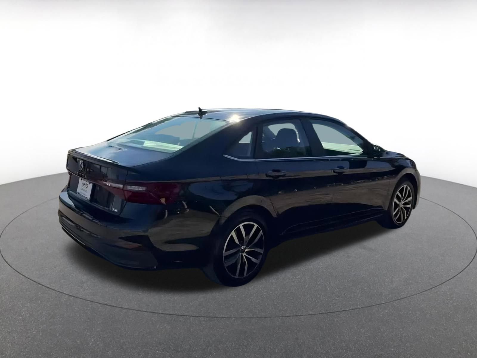 Thumbnail: 2025 Volkswagen Jetta - 12