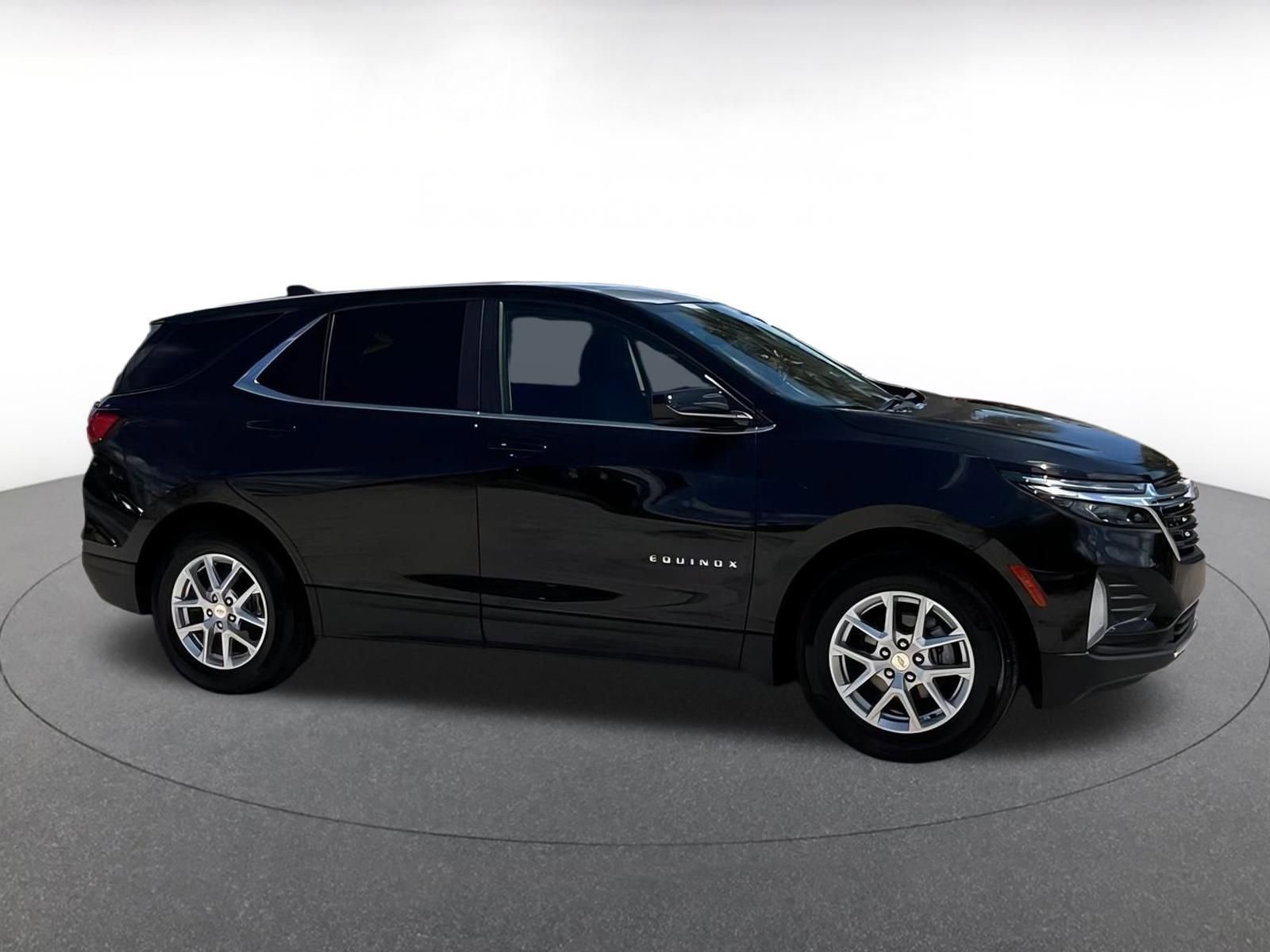 Thumbnail: 2024 Chevrolet Equinox - 13