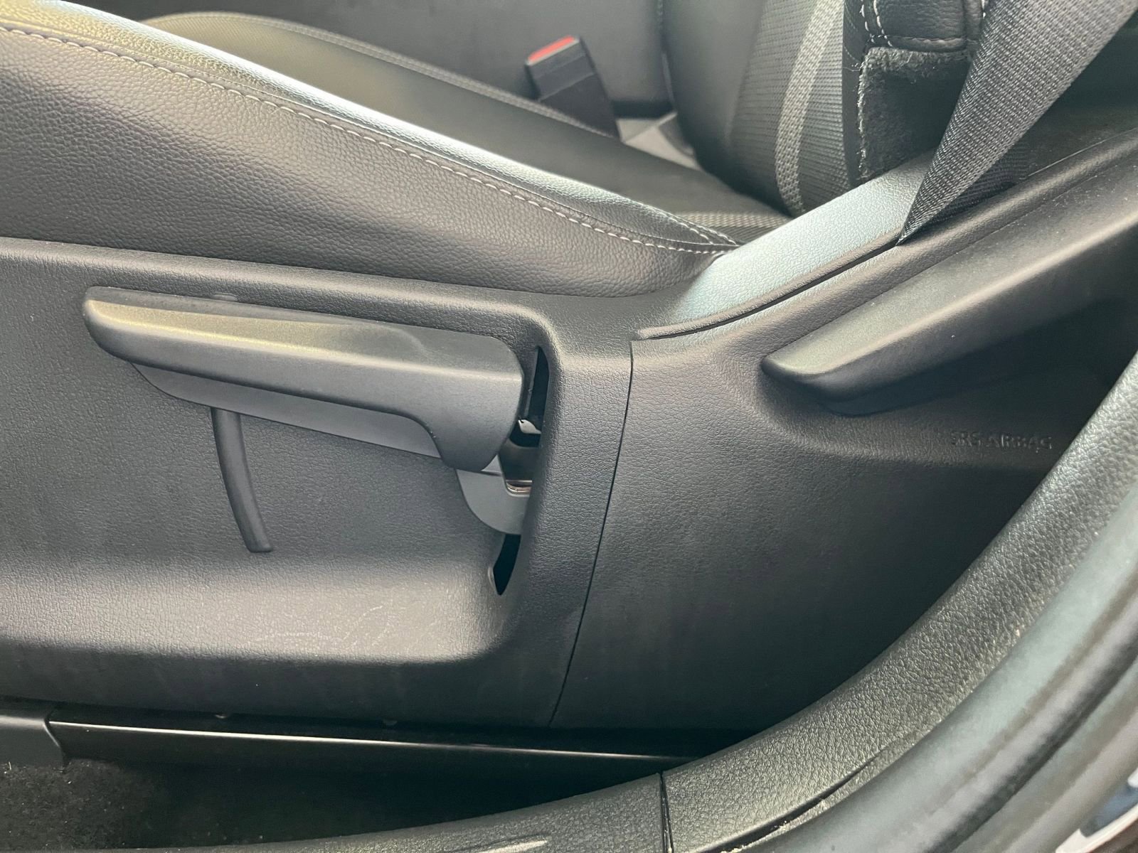 Thumbnail: 2025 Mazda CX-50 - 23