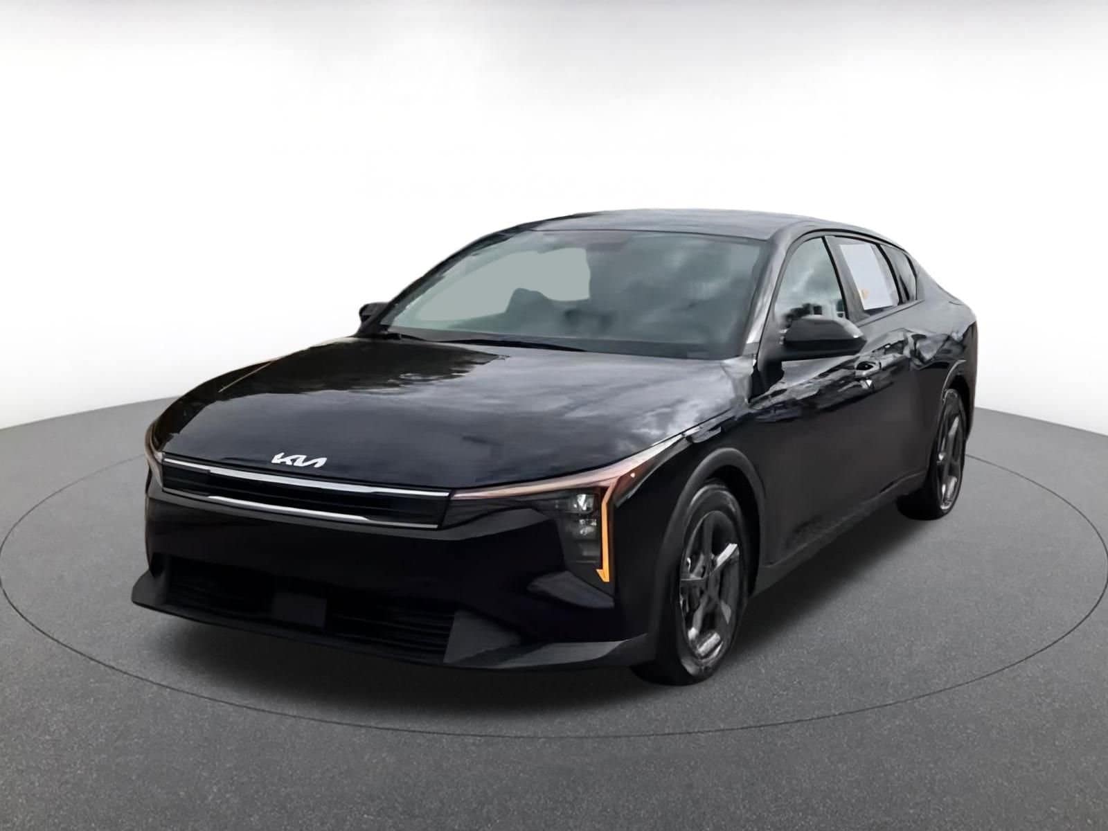 Thumbnail: 2025 Kia K4 - 3