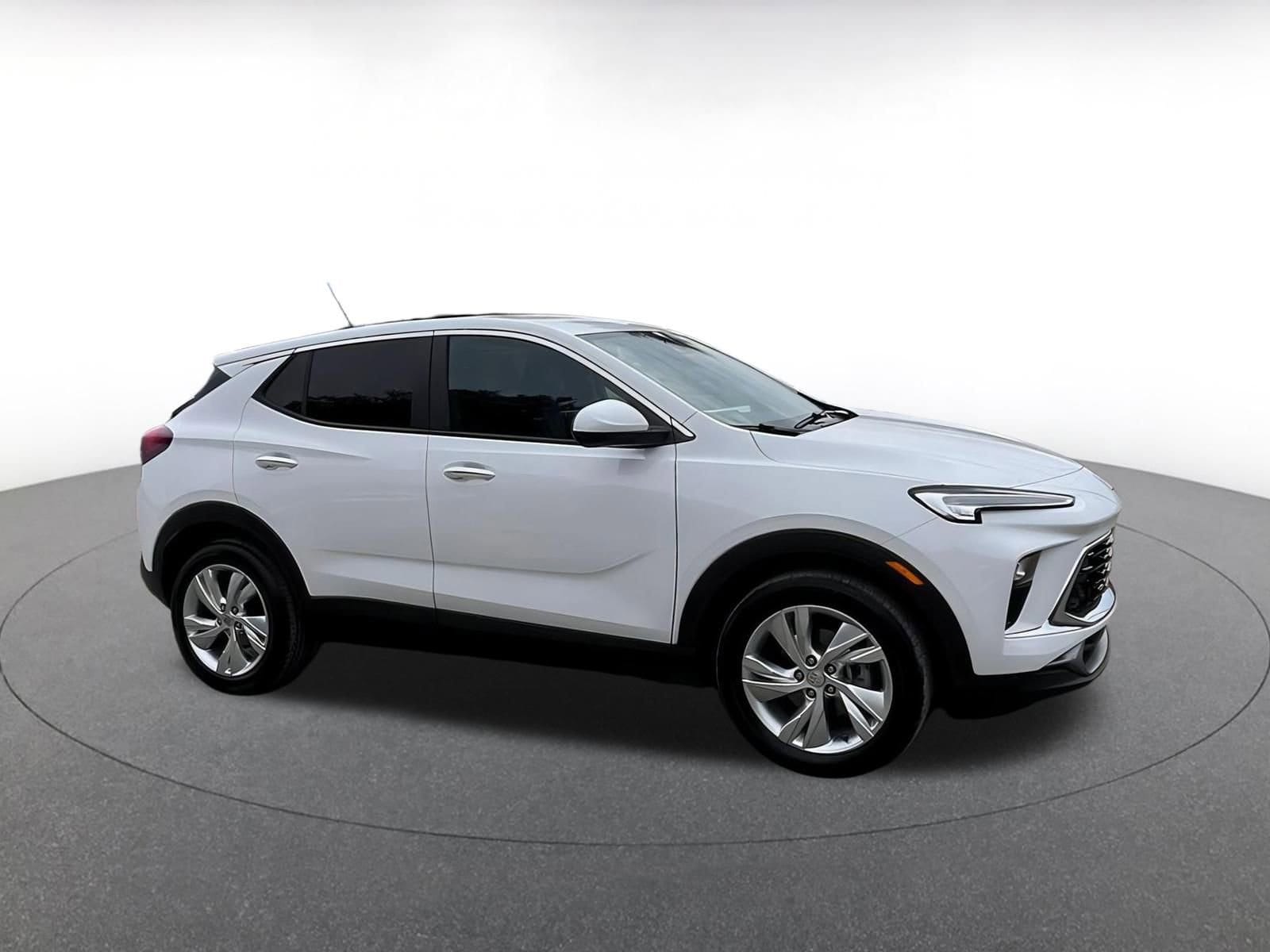 Thumbnail: 2025 Buick Encore GX - 2