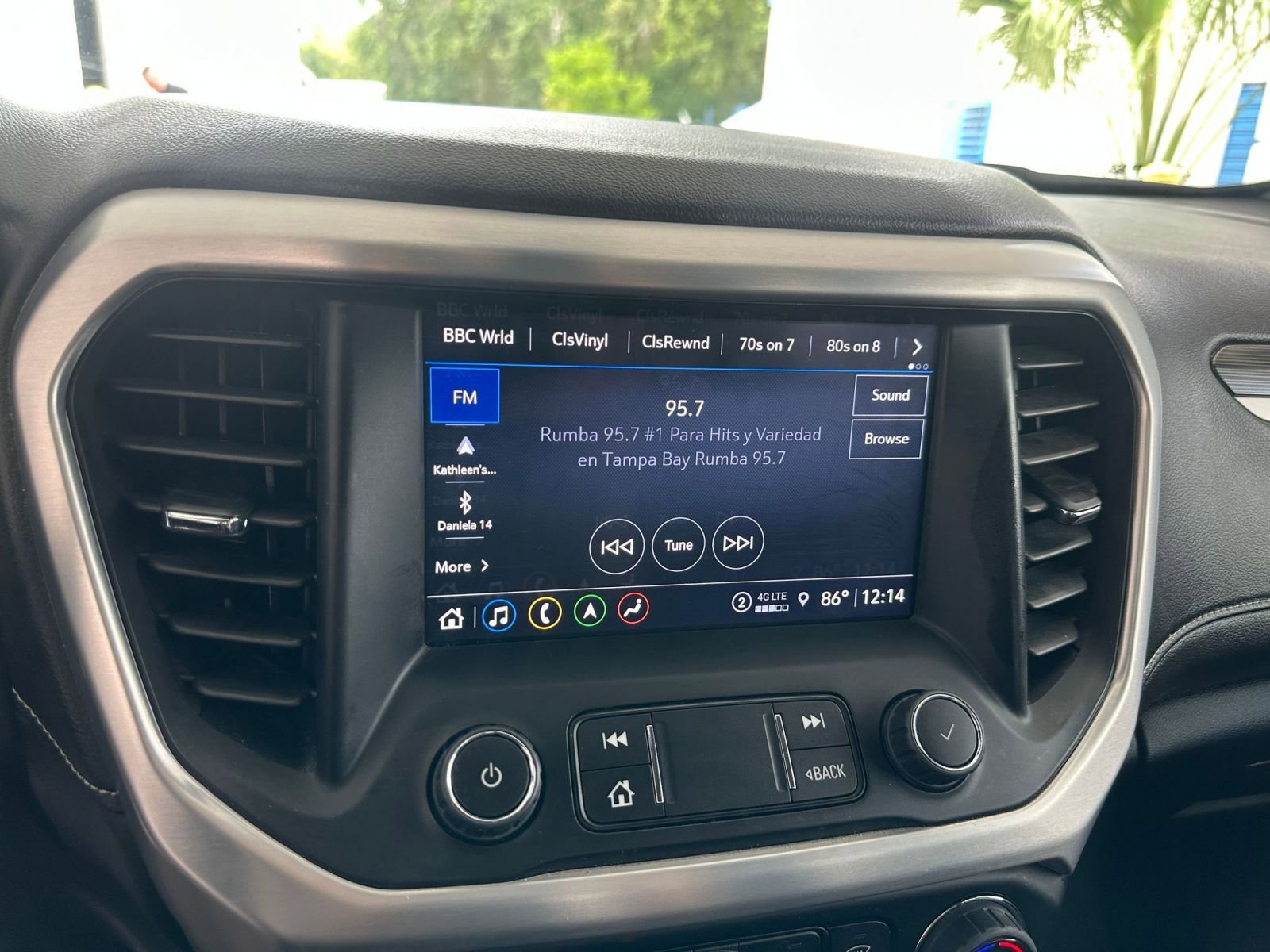 Thumbnail: 2023 GMC Acadia - 21