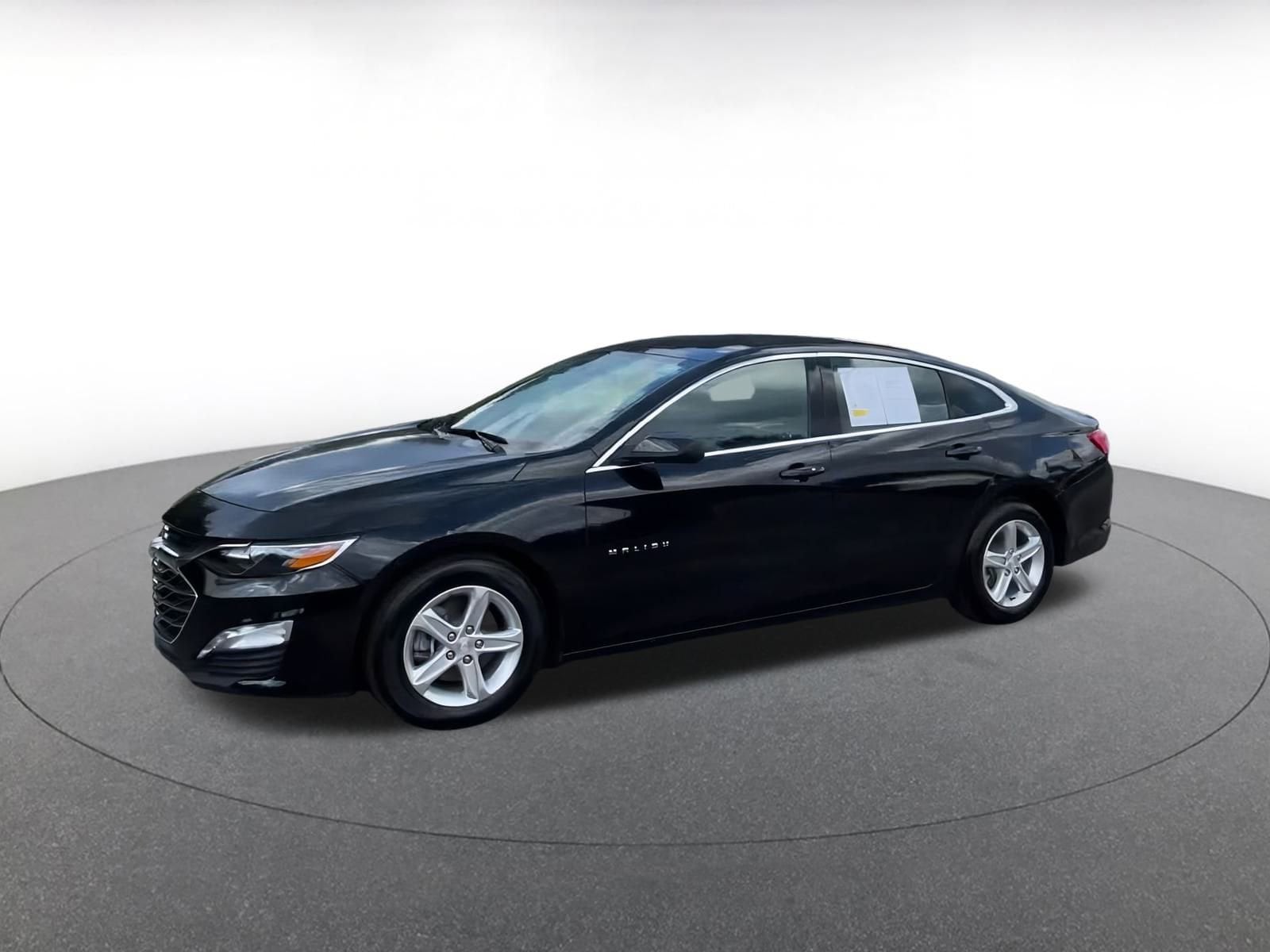 Thumbnail: 2023 Chevrolet Malibu - 7