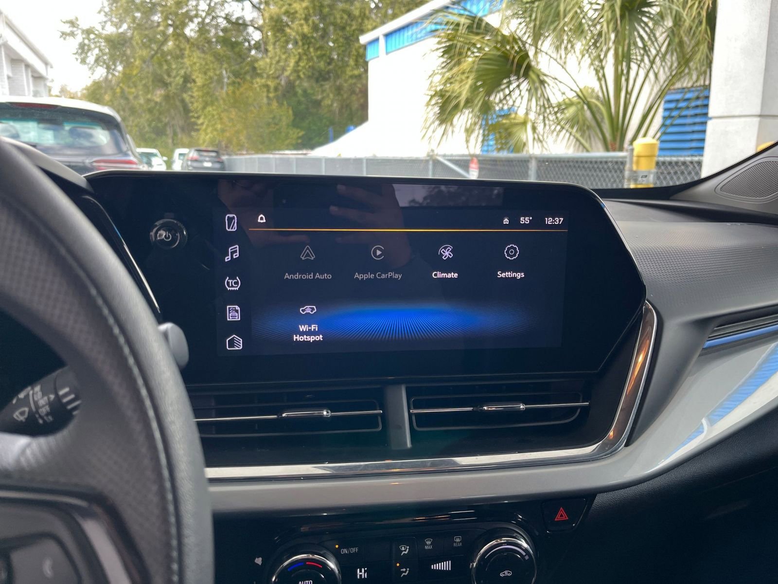 Thumbnail: 2025 Chevrolet Trax - 20