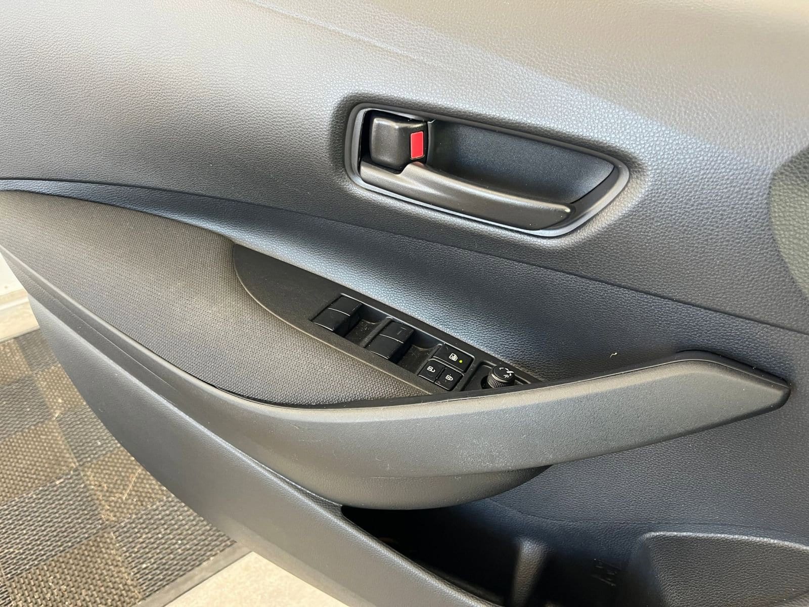 Thumbnail: 2025 Toyota Corolla - 20