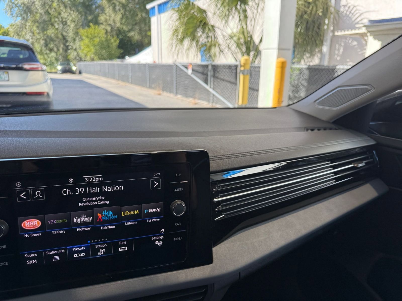 Thumbnail: 2025 Volkswagen Jetta - 35