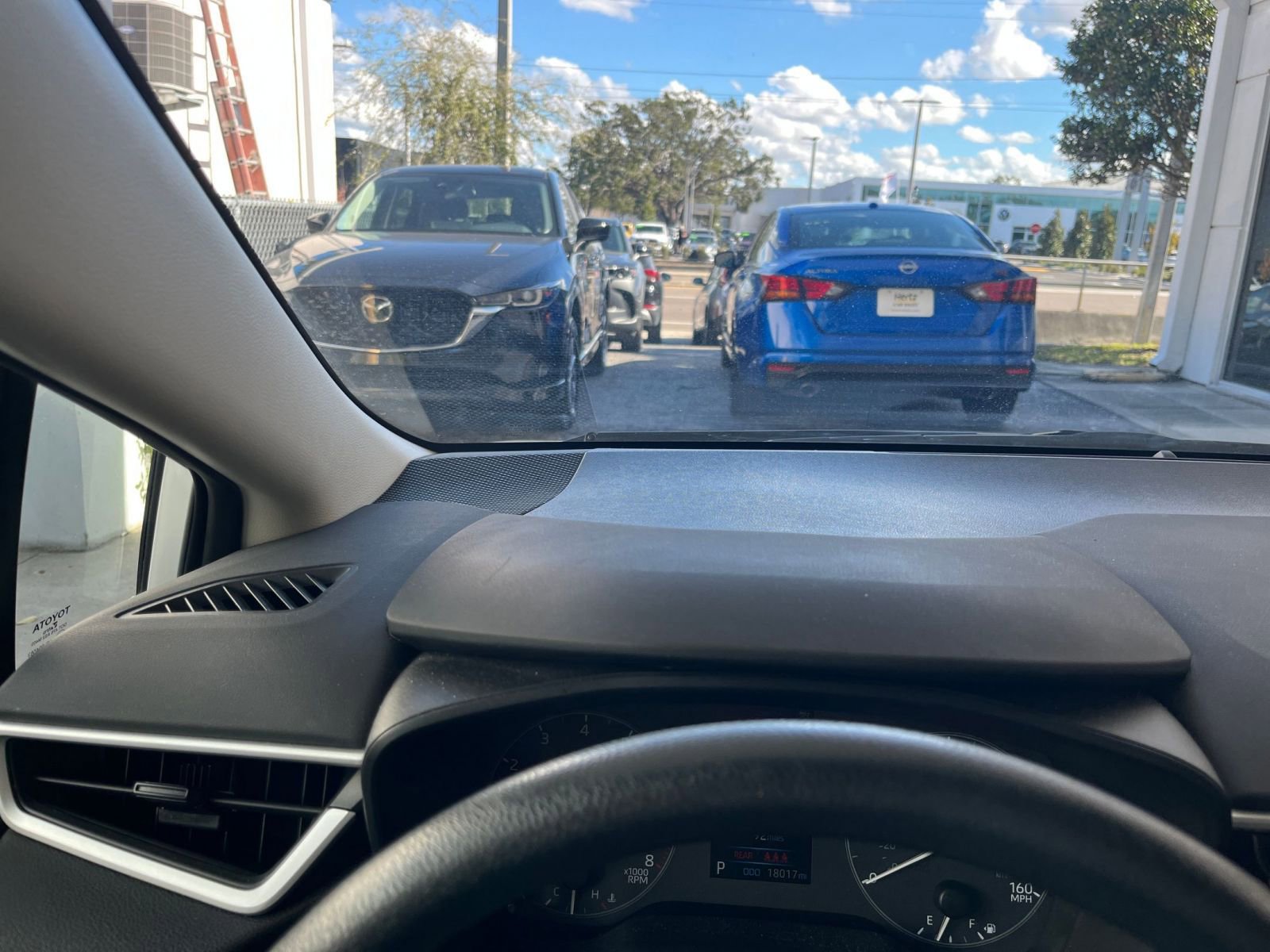 Thumbnail: 2025 Toyota Corolla - 35