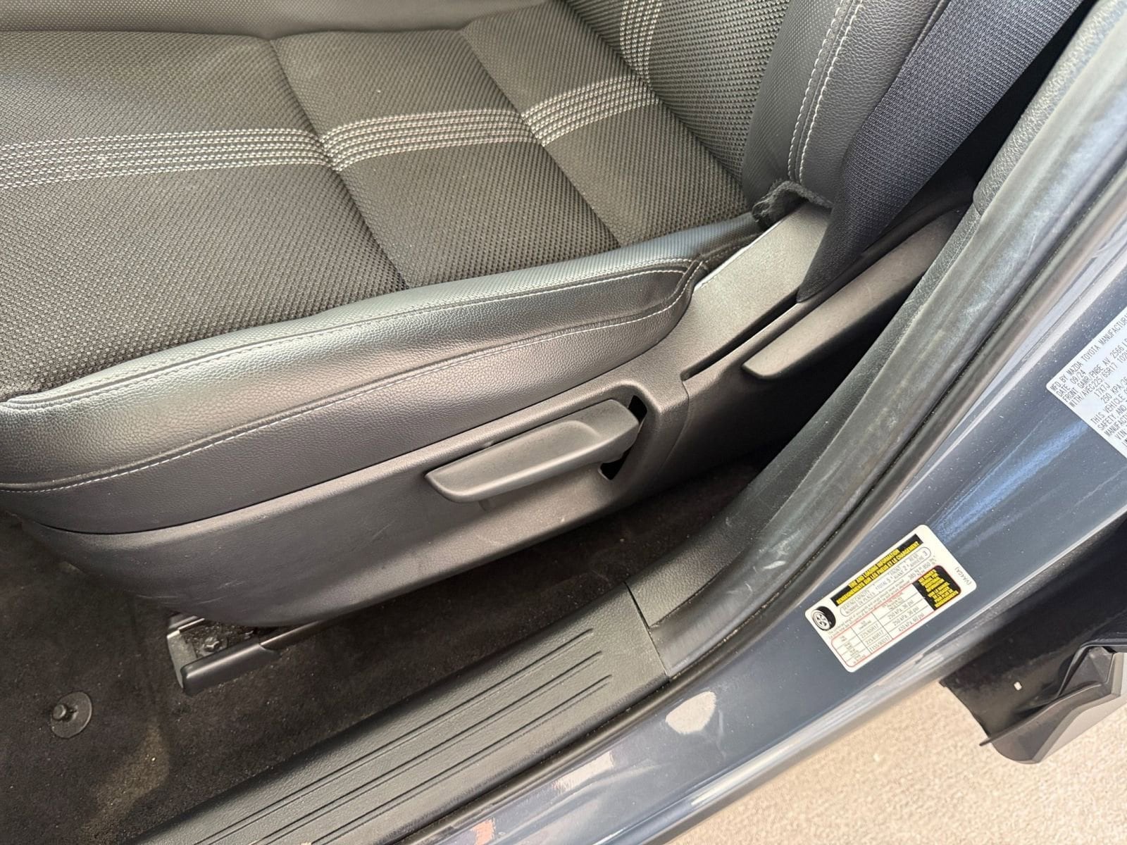 Thumbnail: 2025 Mazda CX-50 - 23