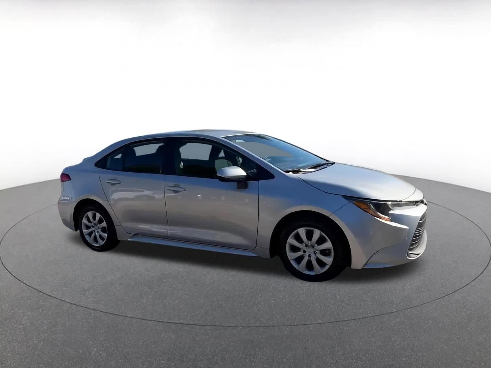 Thumbnail: 2025 Toyota Corolla - 2