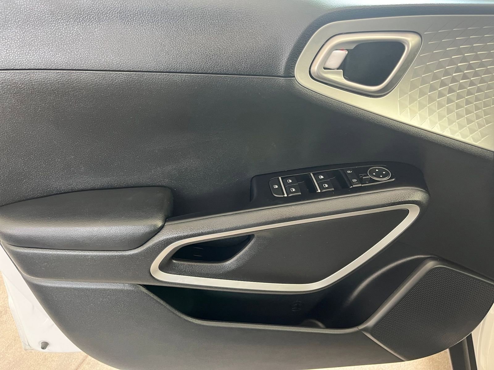 Thumbnail: 2025 Kia Soul - 20