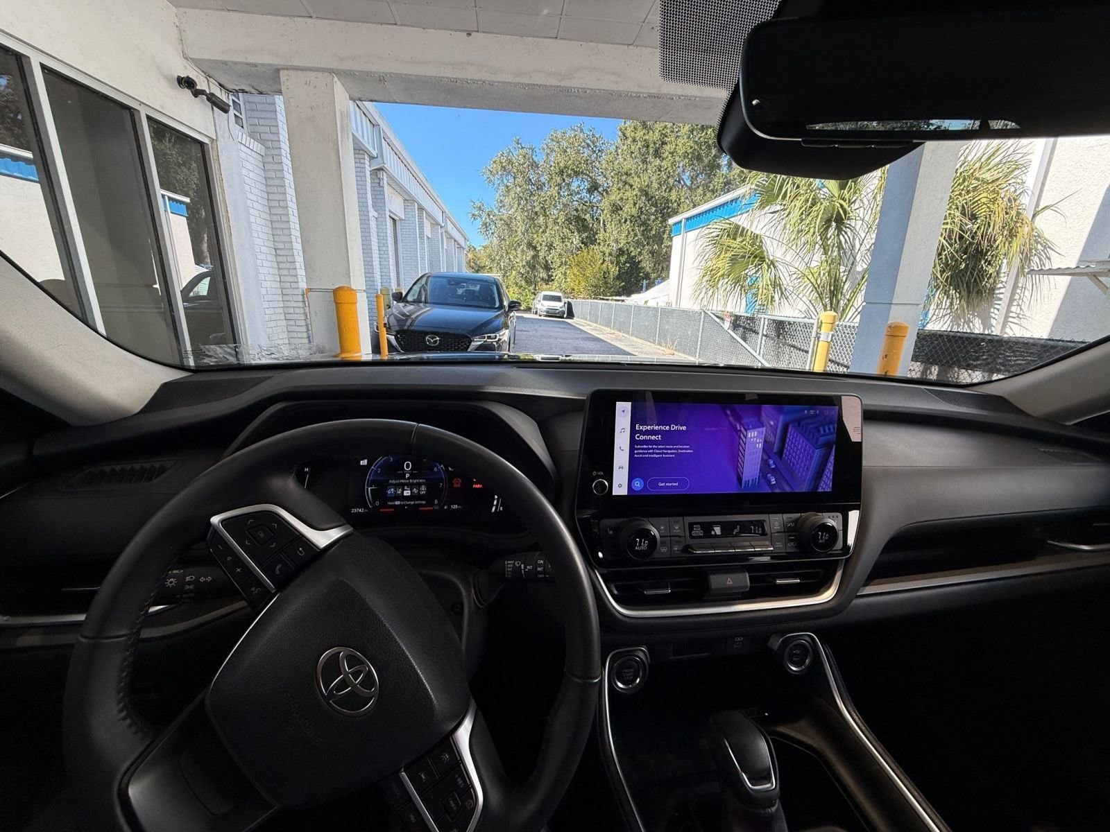 Thumbnail: 2025 Toyota Grand Highlander - 35