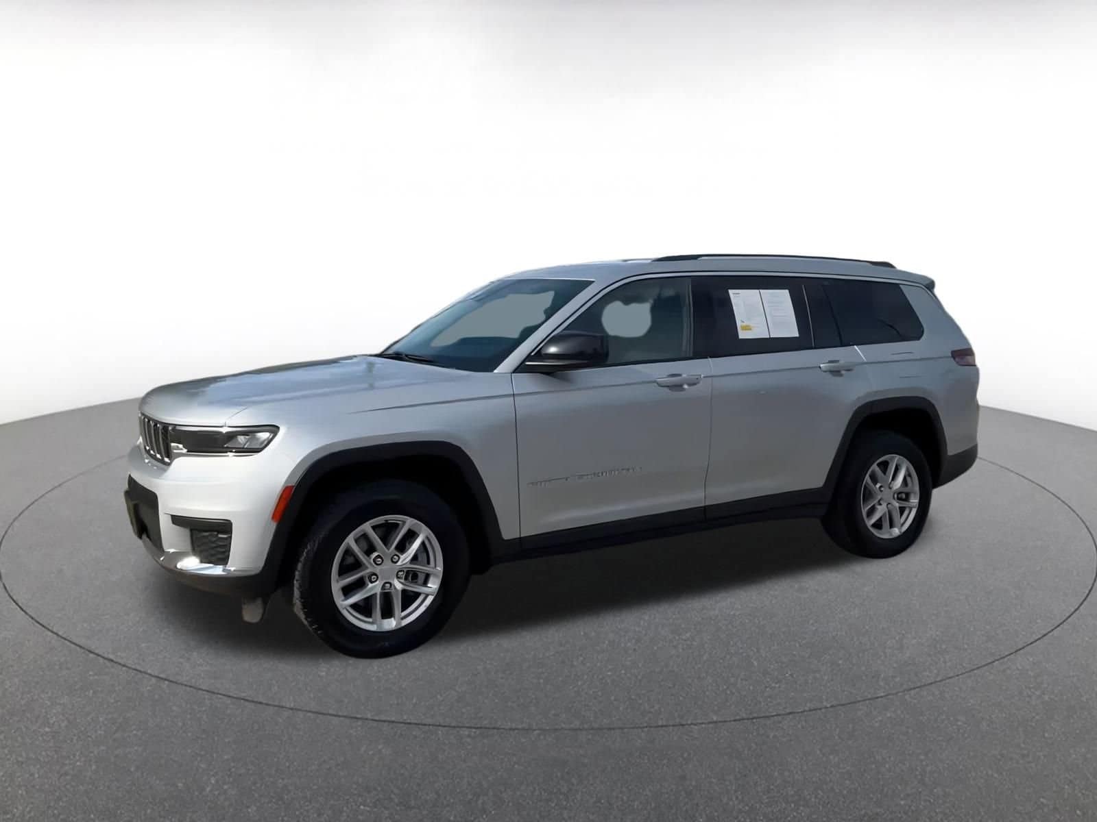 Thumbnail: 2023 Jeep Grand Cherokee - 7