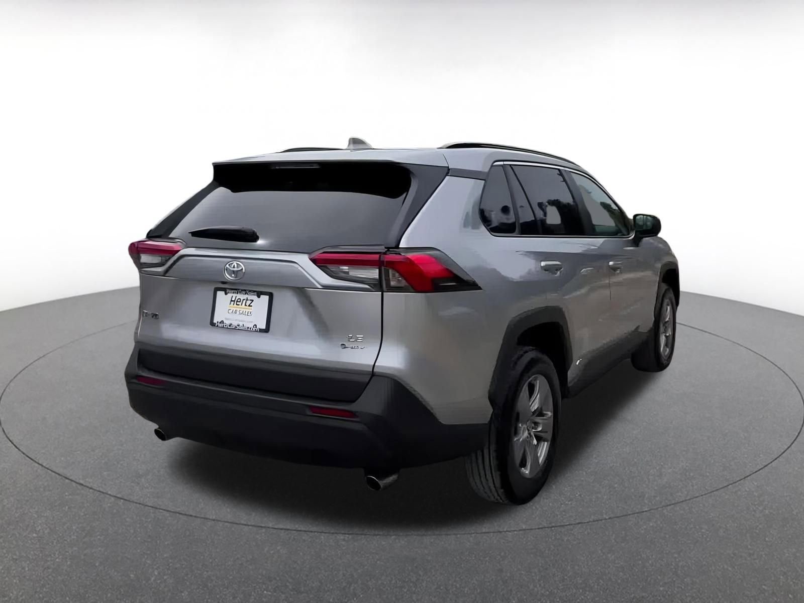 Thumbnail: 2025 Toyota RAV4 - 27