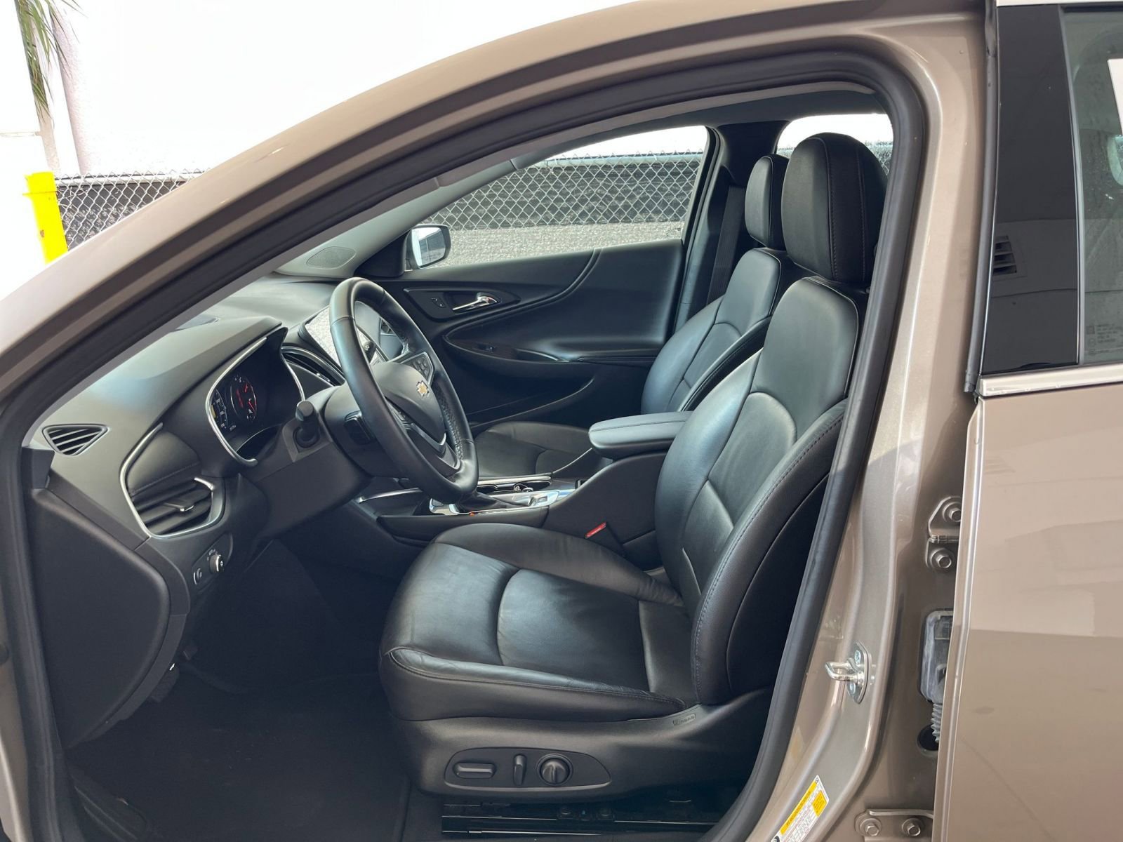 Thumbnail: 2024 Chevrolet Malibu - 27