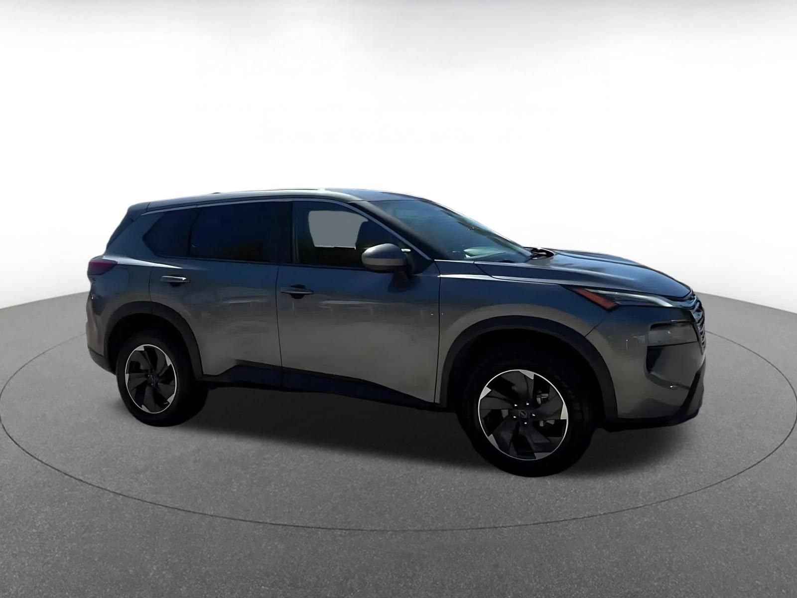 Thumbnail: 2025 Nissan Rogue - 2