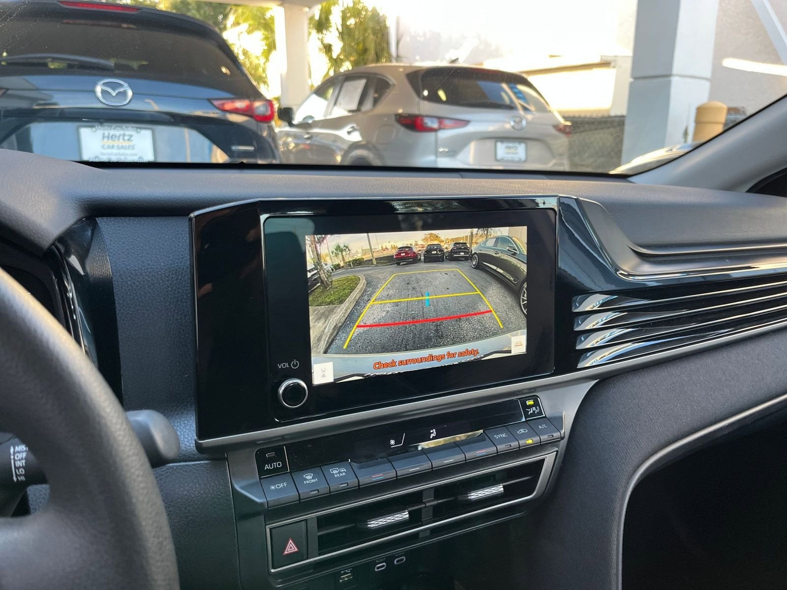 Thumbnail: 2025 Toyota Camry - 17