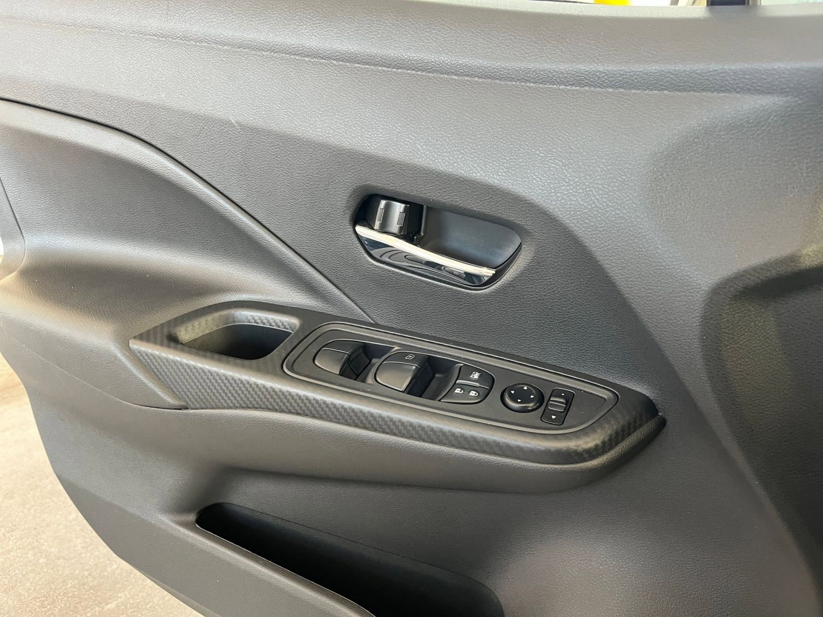 Thumbnail: 2025 Nissan Versa - 18