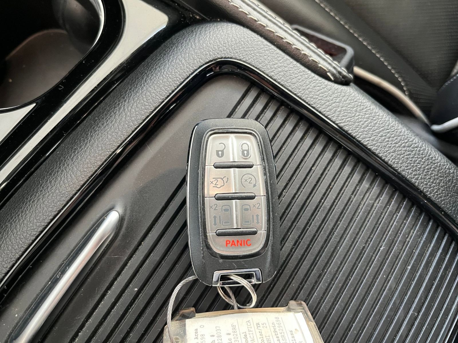 Thumbnail: 2025 Chrysler Pacifica - 23