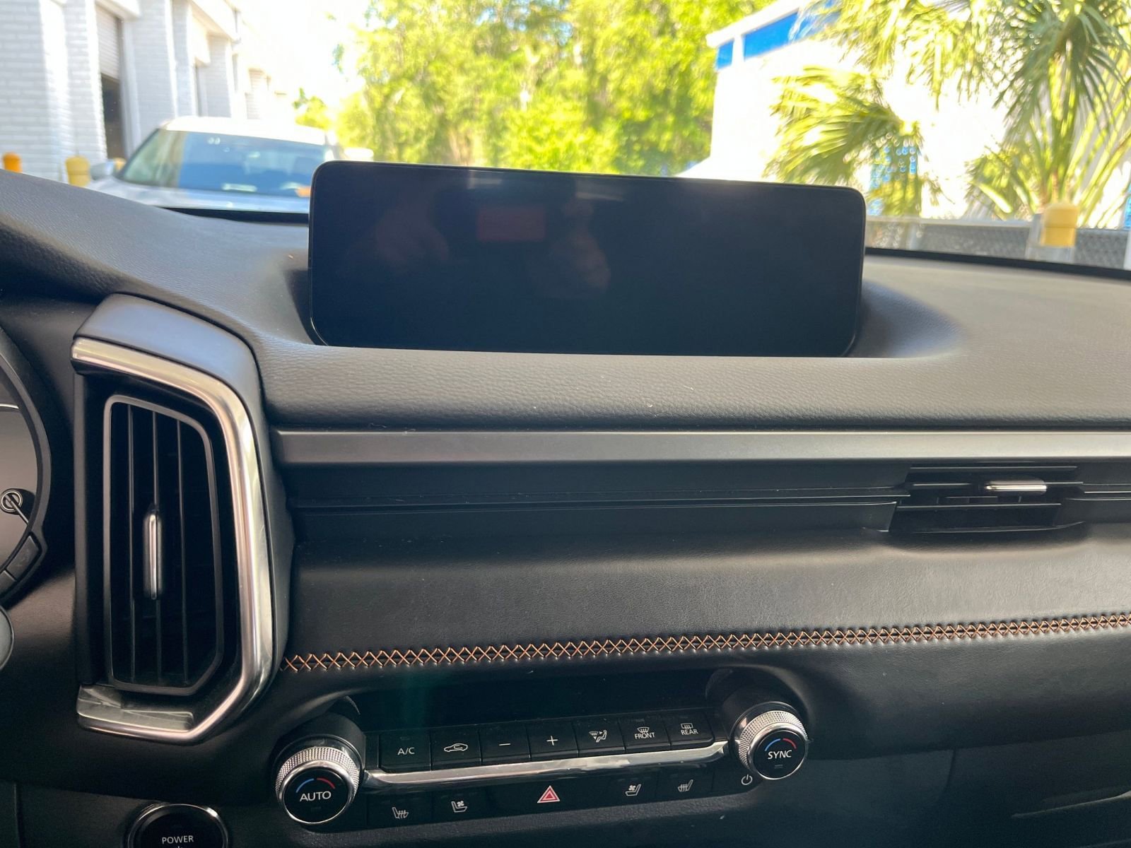 Thumbnail: 2025 Mazda CX-50 - 17