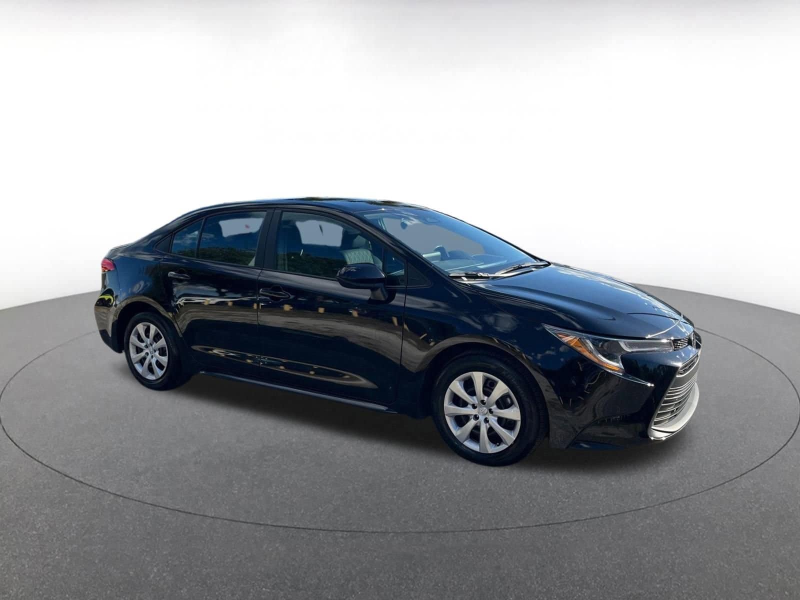 Thumbnail: 2025 Toyota Corolla - 1