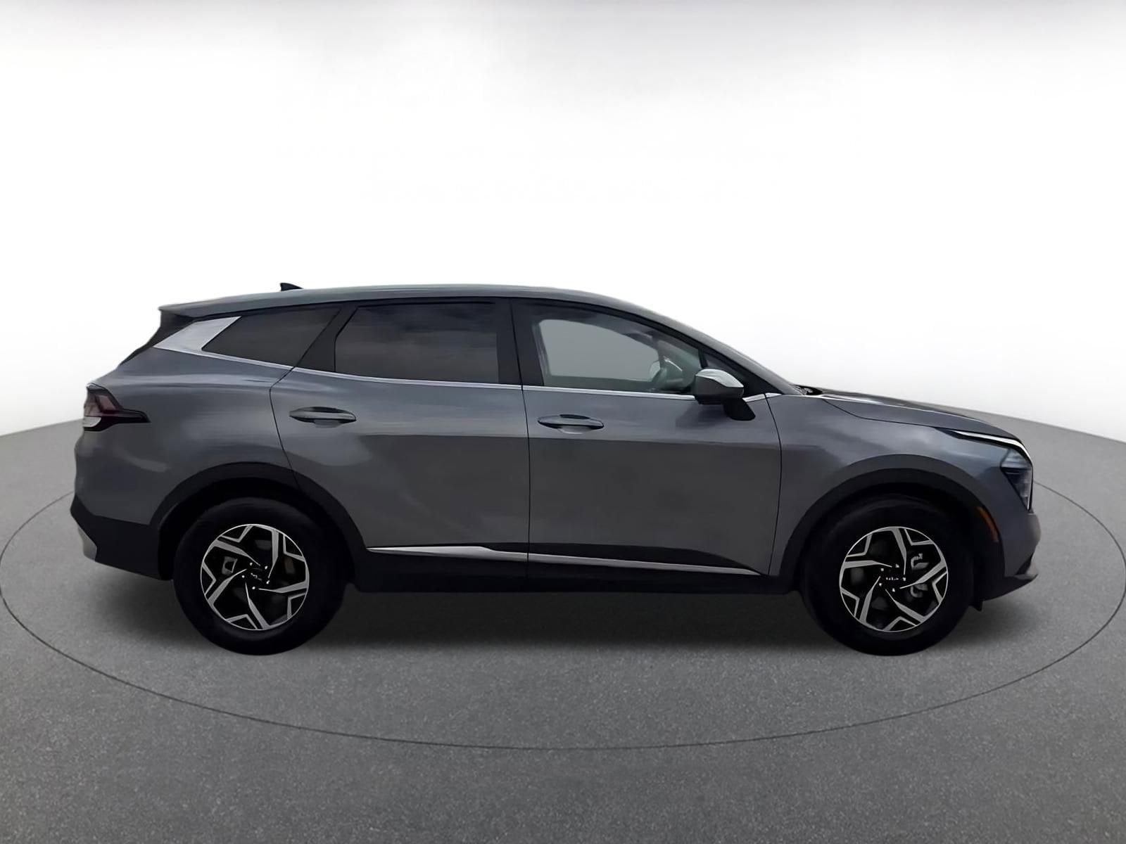 Thumbnail: 2025 Kia Sportage - 16