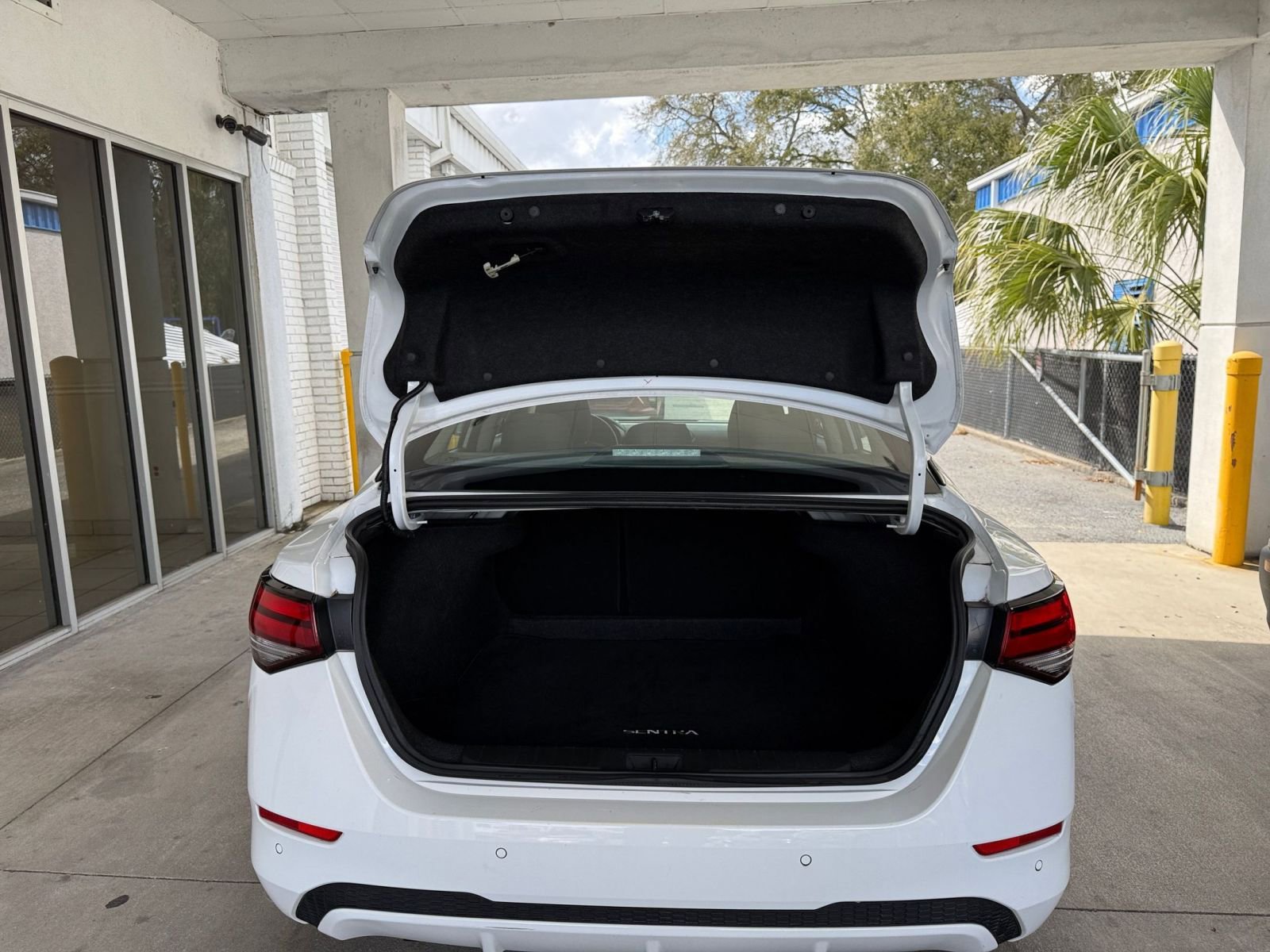 Thumbnail: 2025 Nissan Sentra - 29