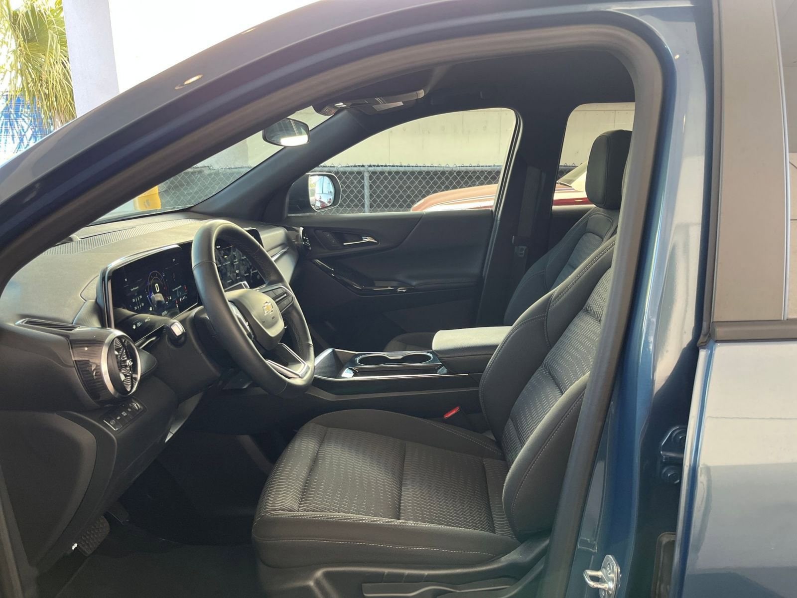 Thumbnail: 2025 Chevrolet Equinox - 27