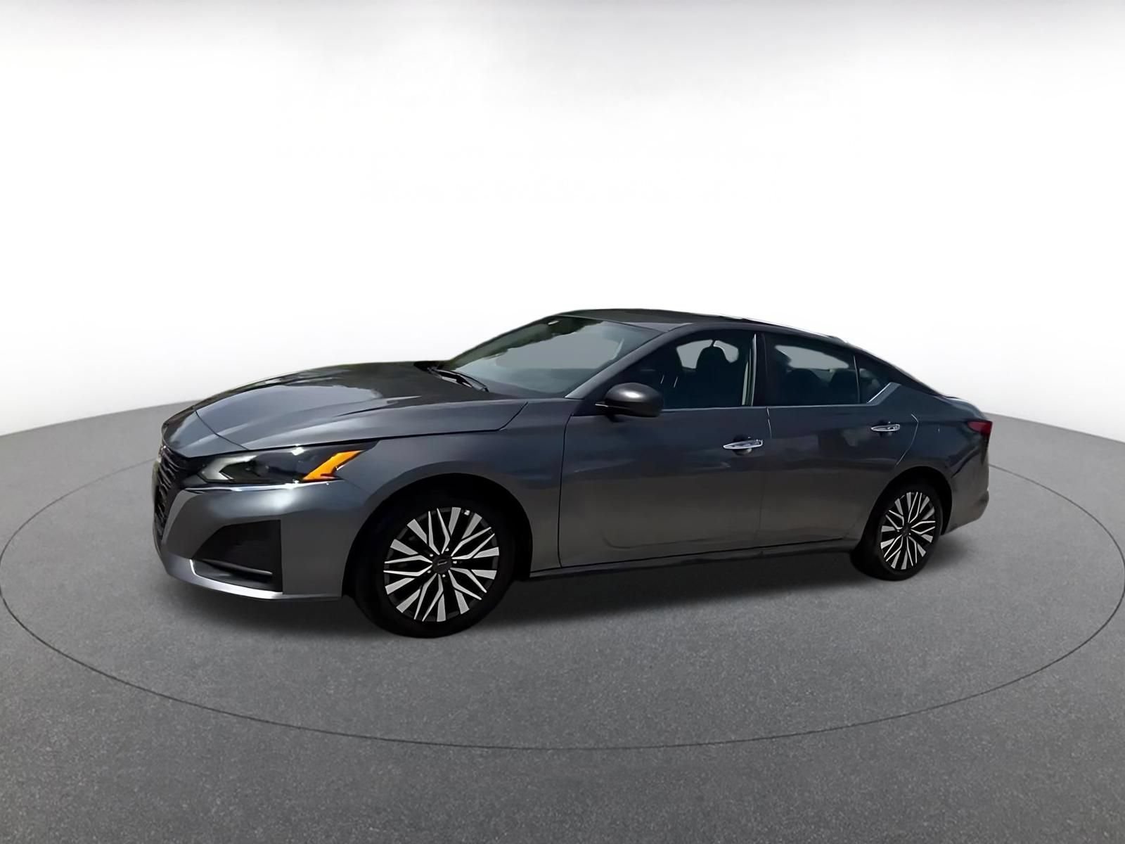 Thumbnail: 2025 Nissan Altima - 8