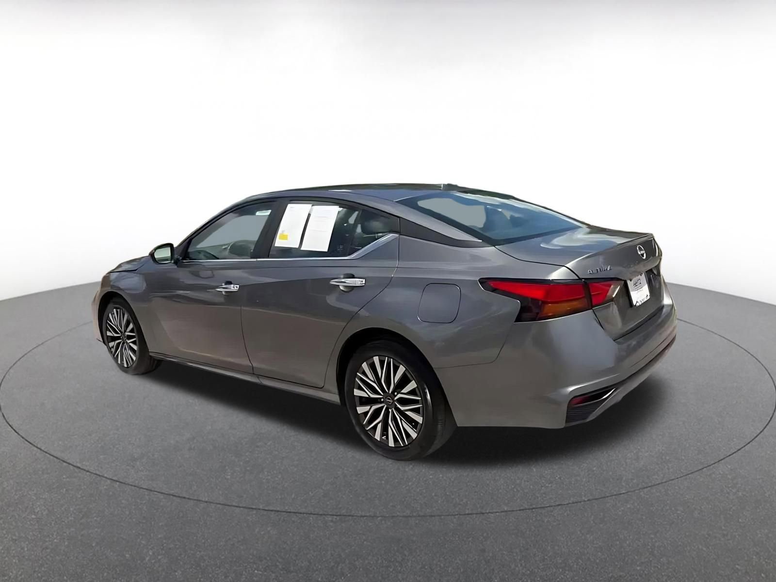 Thumbnail: 2025 Nissan Altima - 10