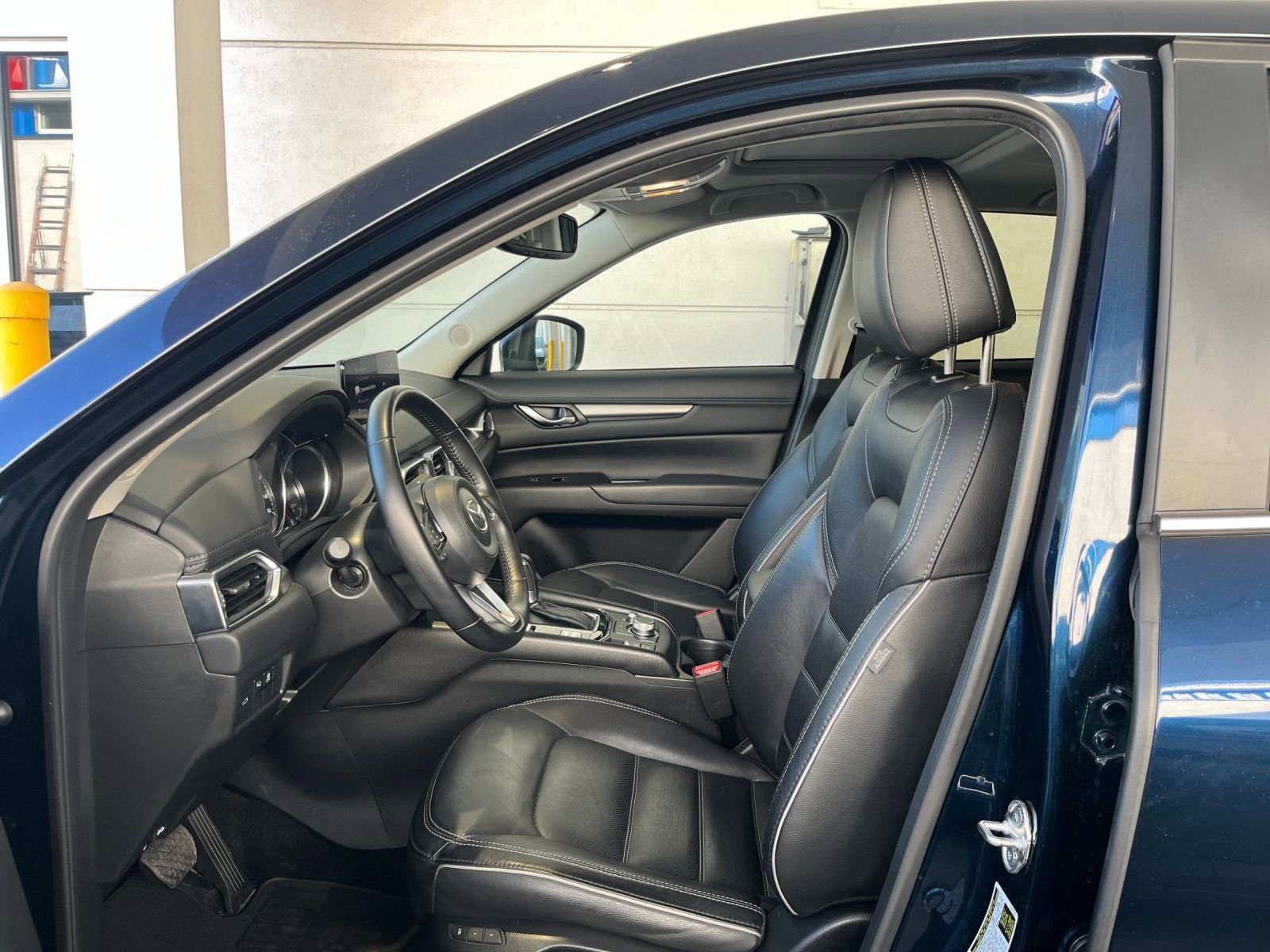 Thumbnail: 2025 Mazda CX-5 - 28