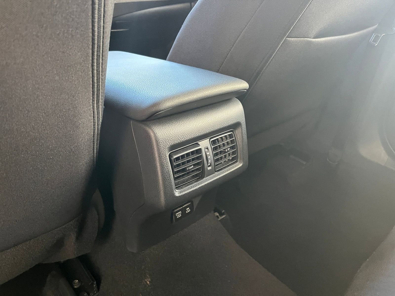 Thumbnail: 2025 Toyota Camry - 24