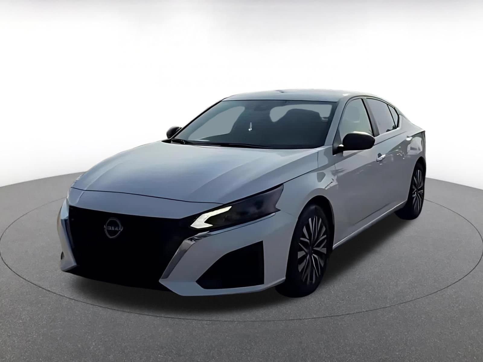 Thumbnail: 2025 Nissan Altima - 7