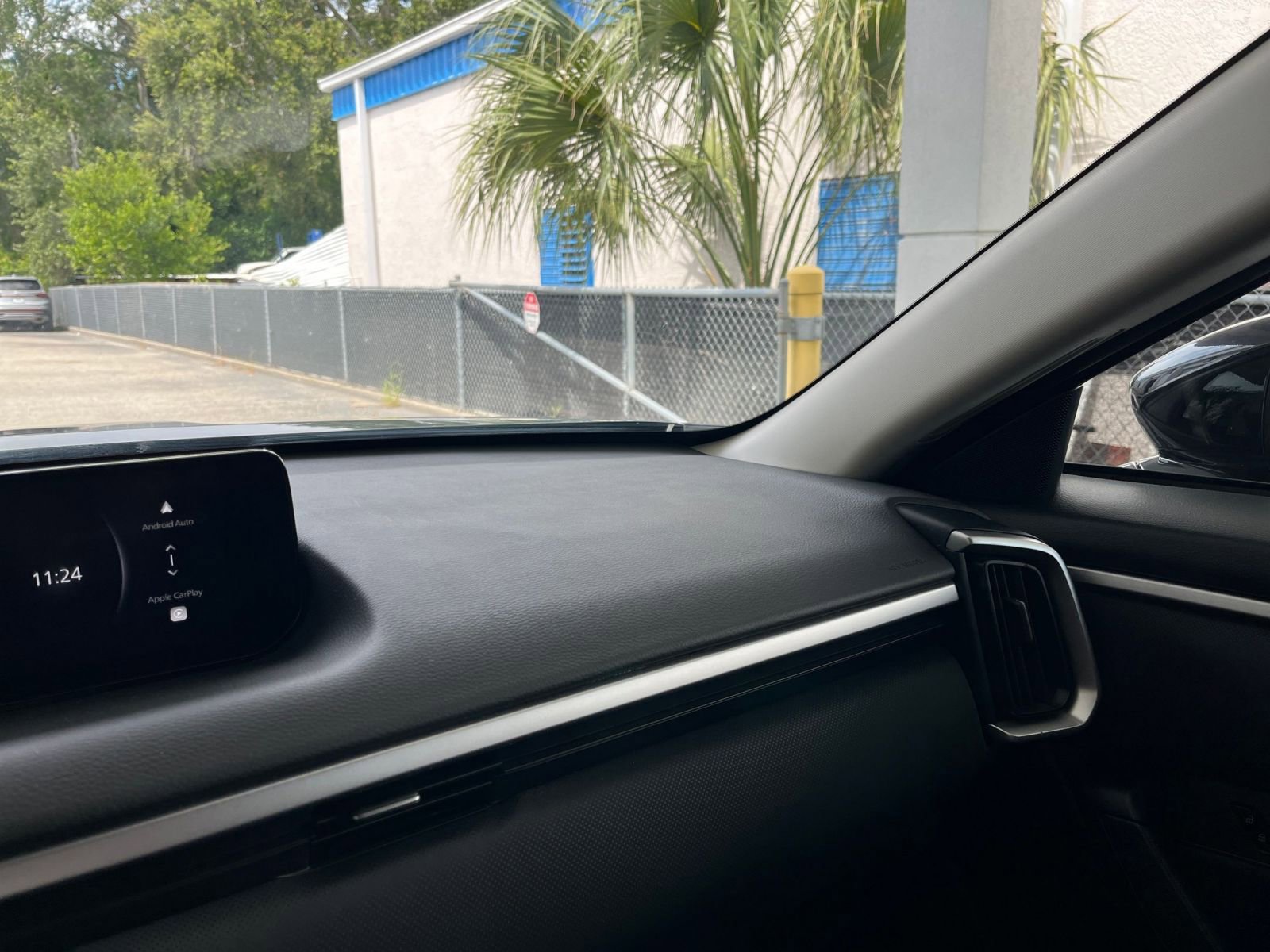 Thumbnail: 2025 Mazda CX-50 - 35