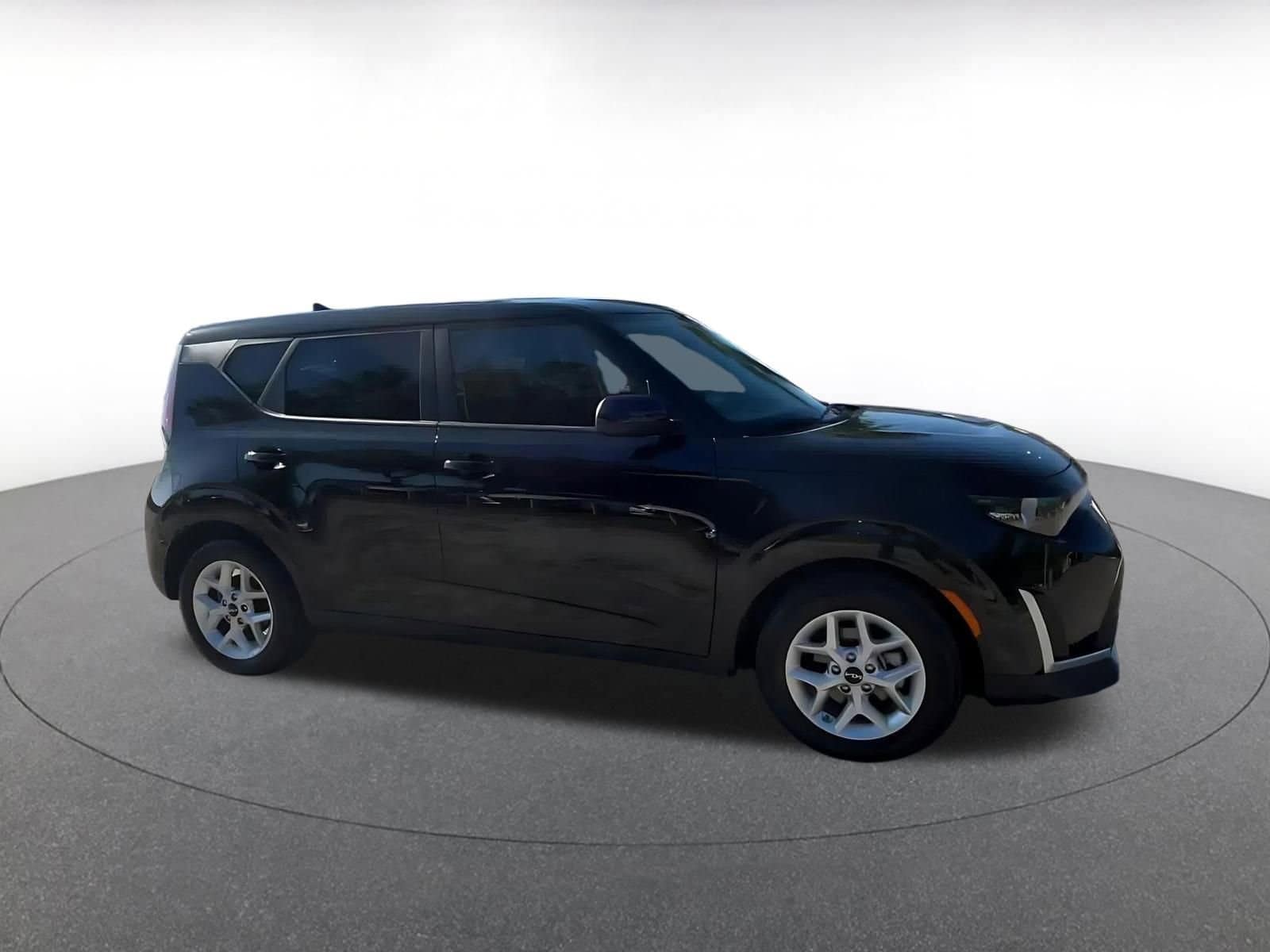 Thumbnail: 2025 Kia Soul - 2