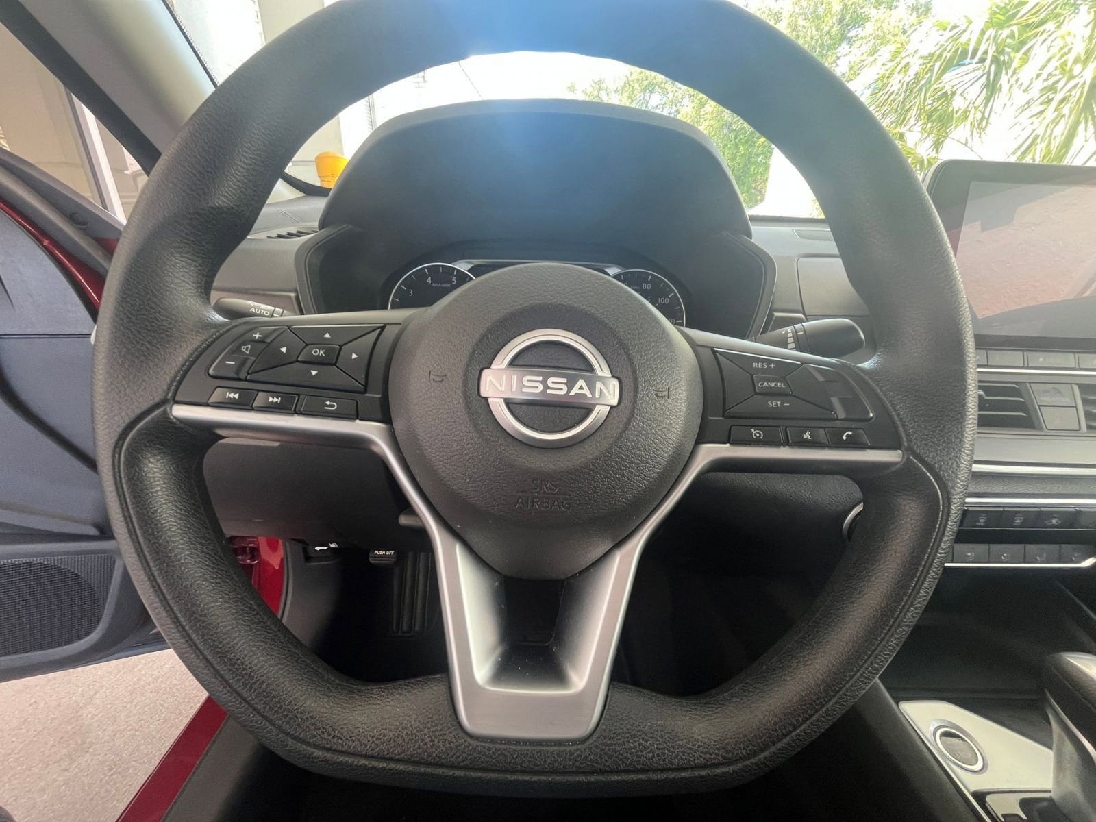 Thumbnail: 2025 Nissan Altima - 28