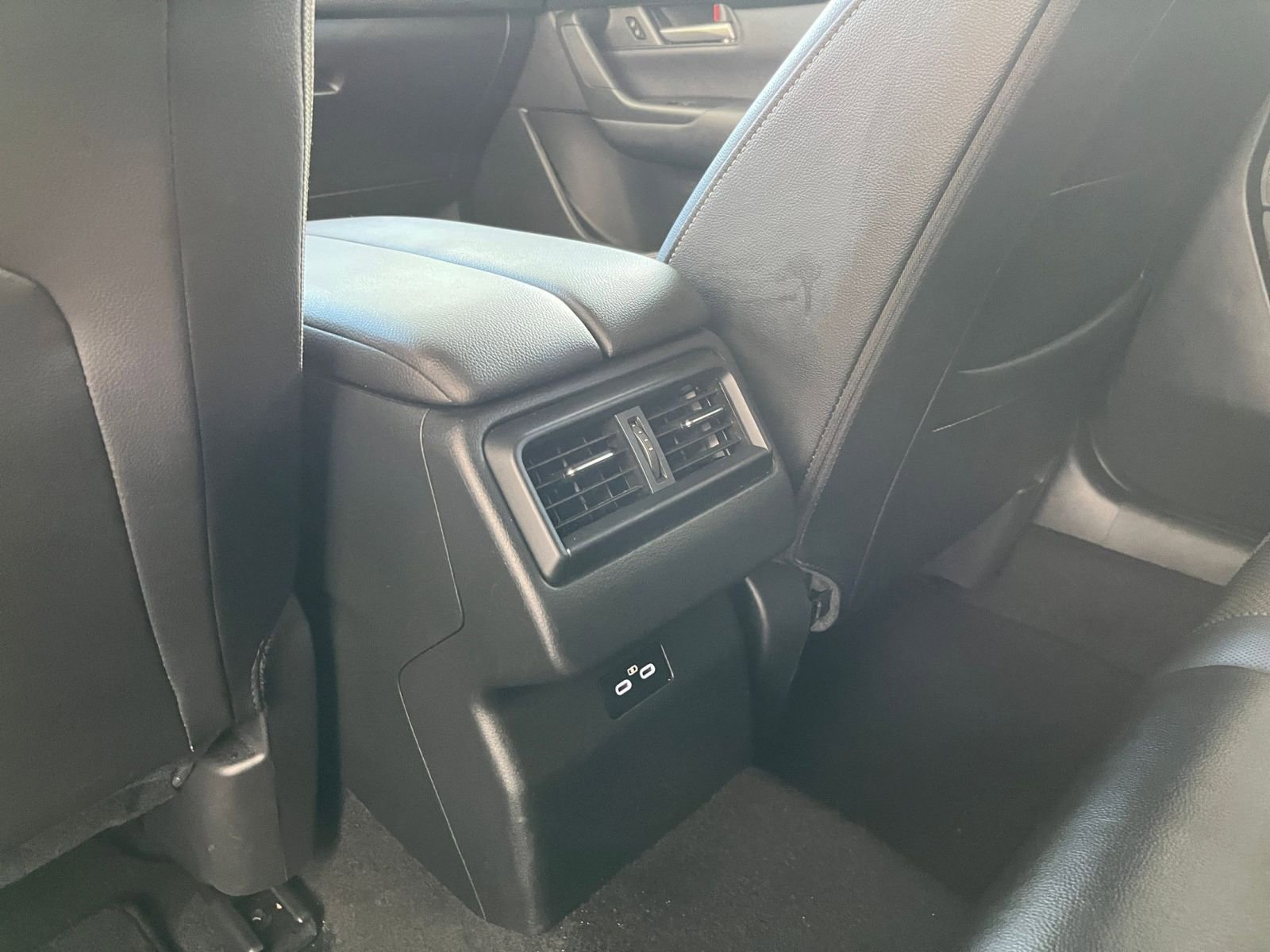 Thumbnail: 2025 Mazda CX-50 - 24