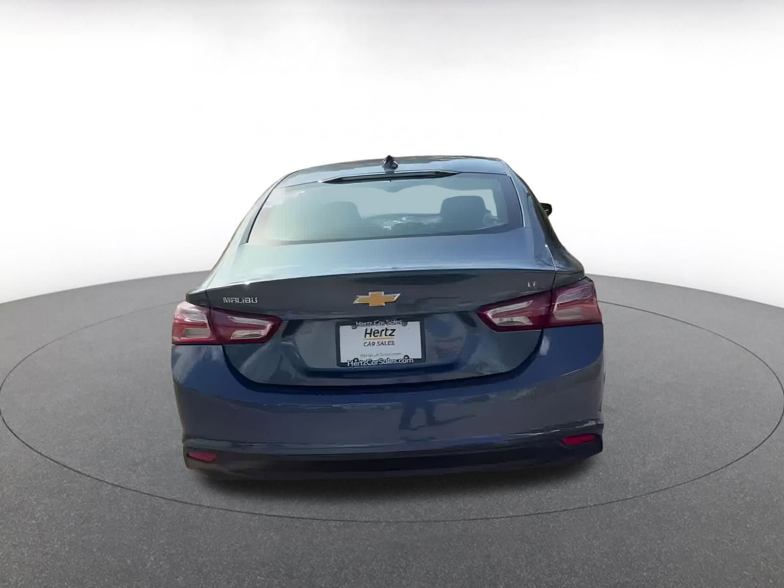 Thumbnail: 2024 Chevrolet Malibu - 12