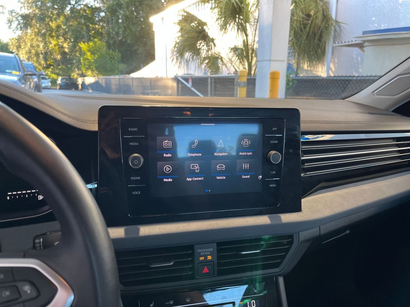 Thumbnail: 2025 Volkswagen Jetta - 21