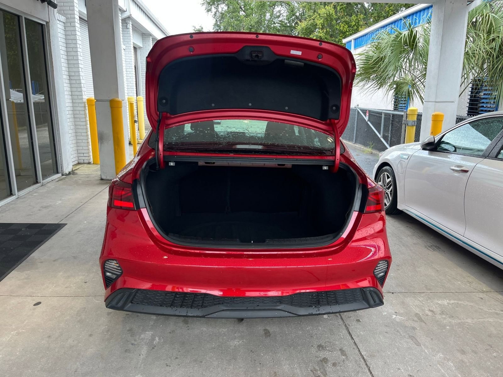 Thumbnail: 2024 Kia Forte - 31