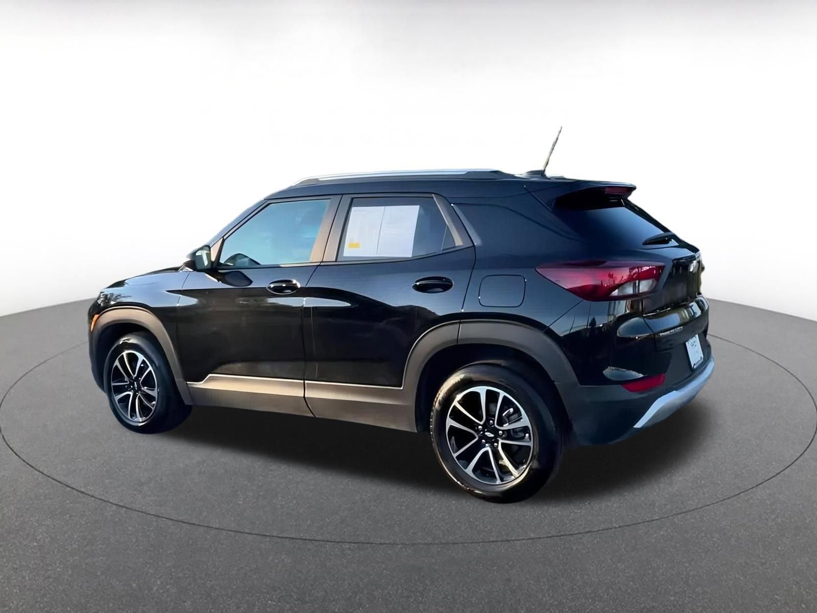 Thumbnail: 2025 Chevrolet TrailBlazer - 10