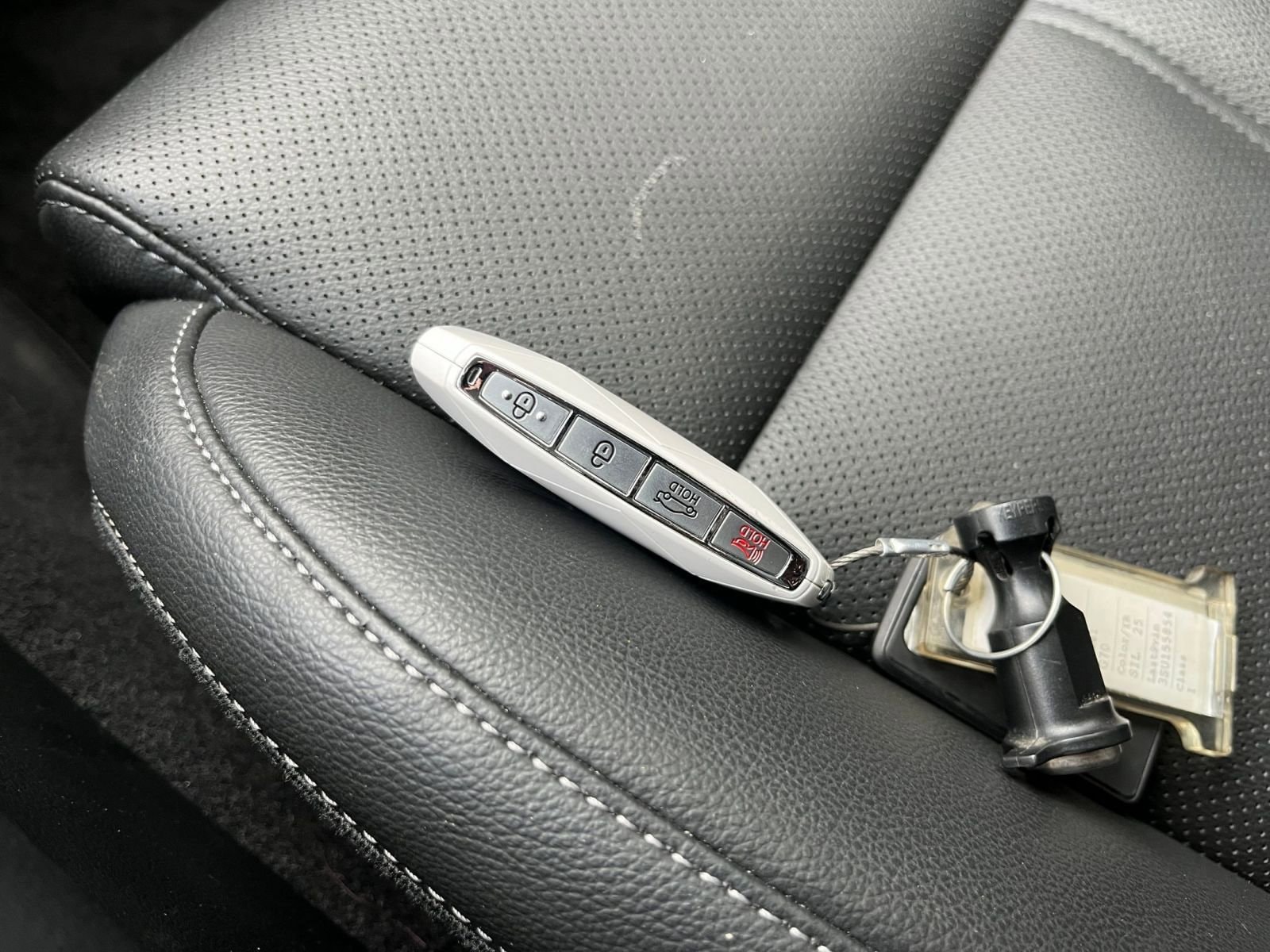 Thumbnail: 2025 Genesis G70 - 22