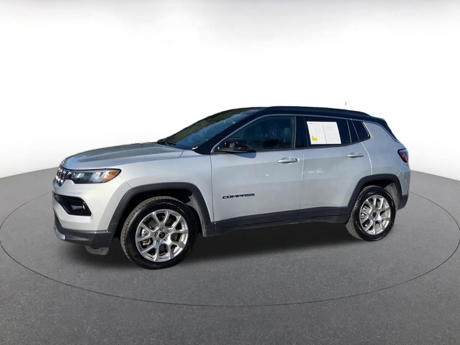 Thumbnail: 2025 Jeep Compass - 8