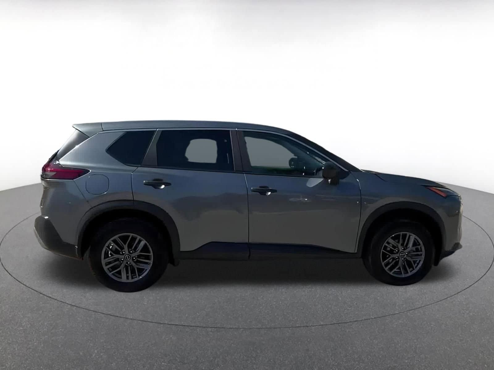 2023 Nissan Rogue S 16